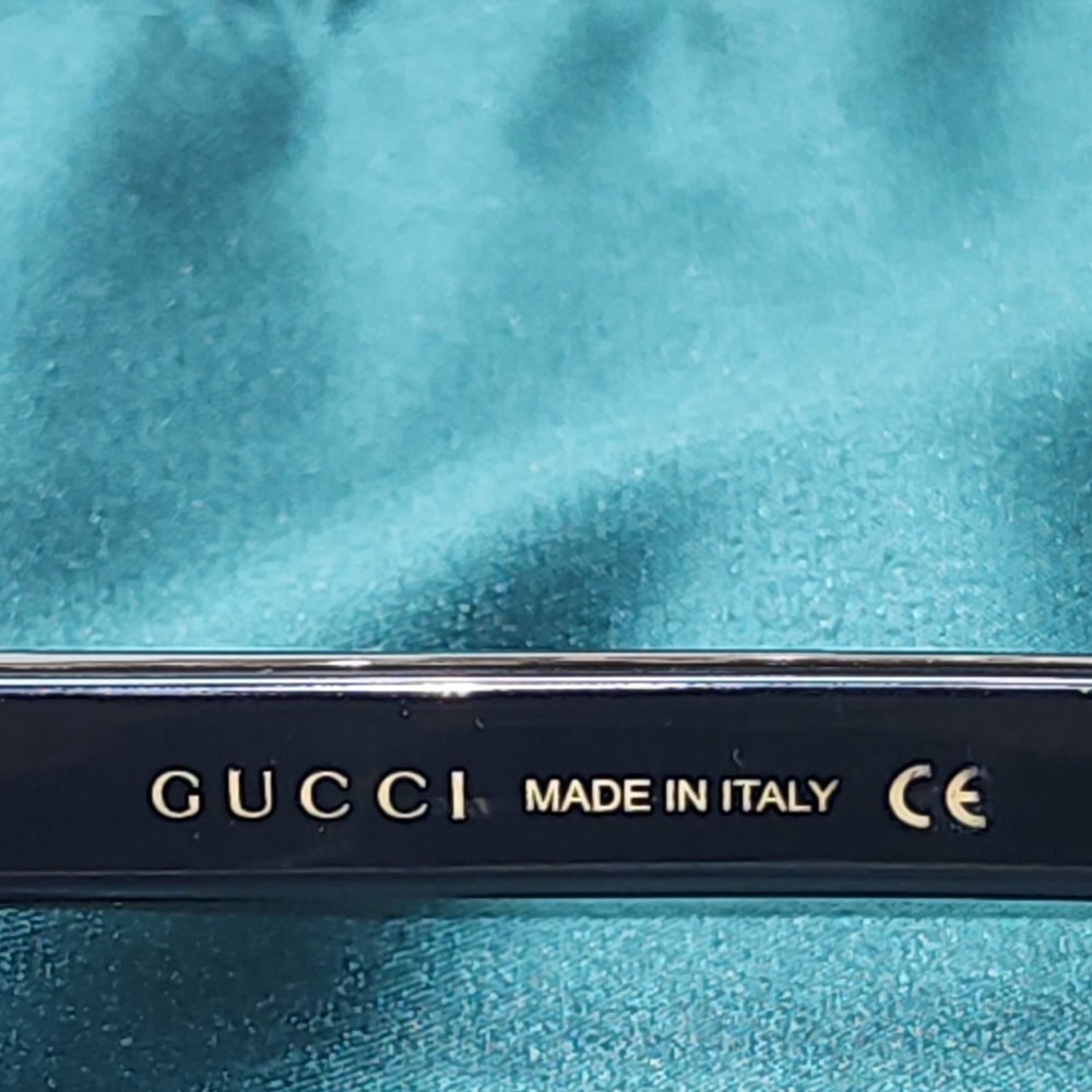 Authentic Gucci Sunglasses With Dust Bag And Hardcase - Picture 7 of 15